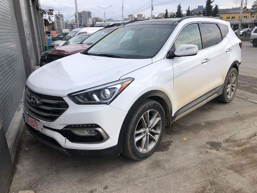 Hyundai Santa Fe, 2017 (# 824908) — Autopapa - Caucase principale  auto-marché