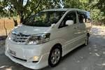 Toyota
Alphard