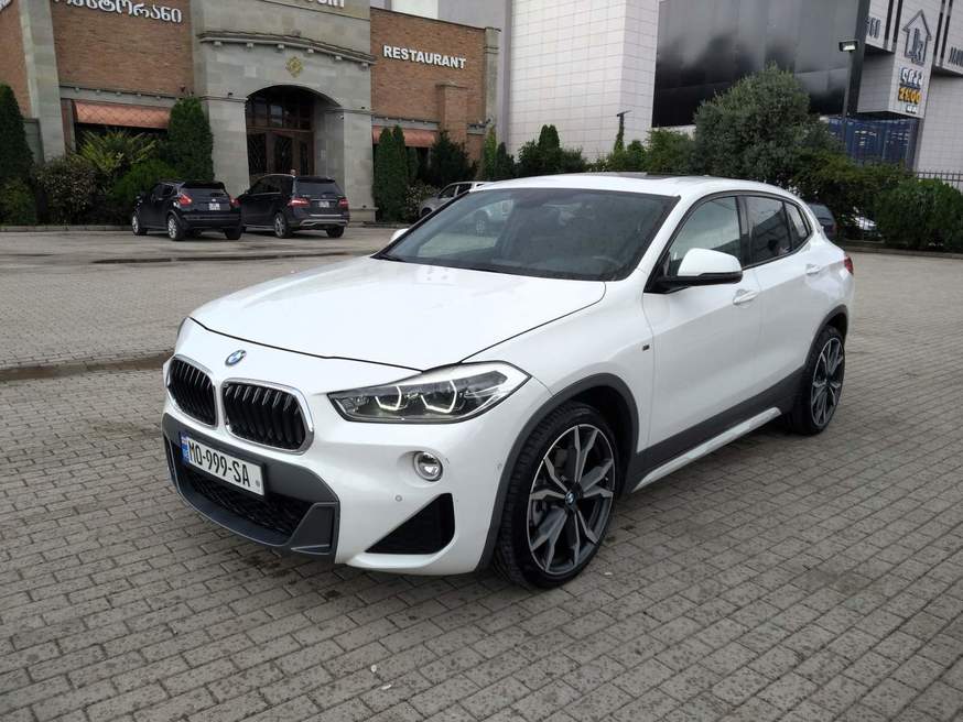 BMW X2