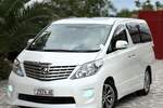 Toyota
Alphard