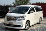 Toyota
Alphard