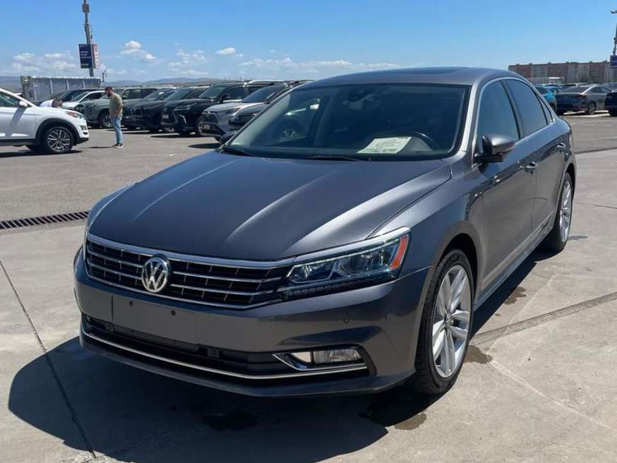 Volkswagen Passat