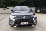 Mitsubishi
Outlander