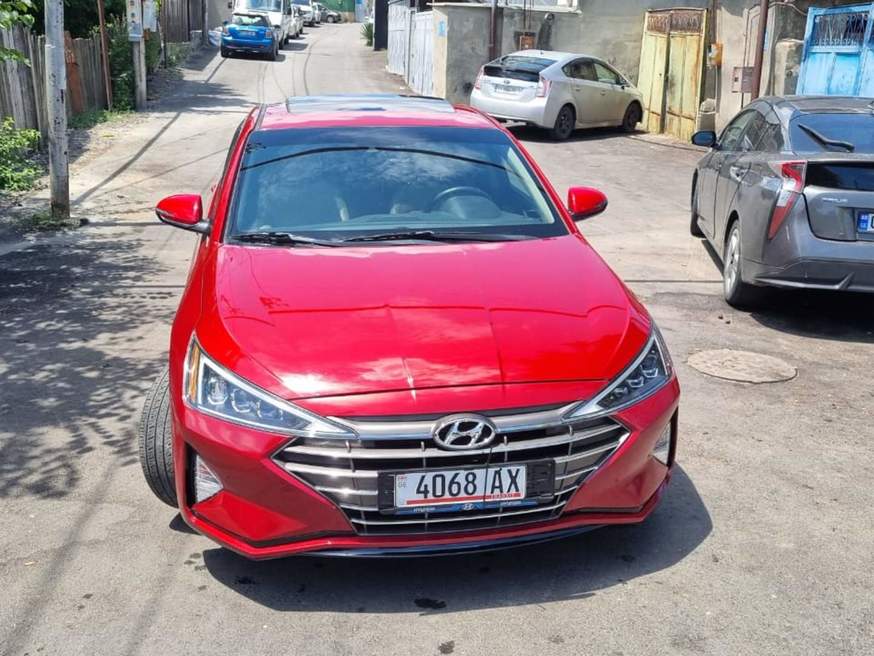 Hyundai Elantra