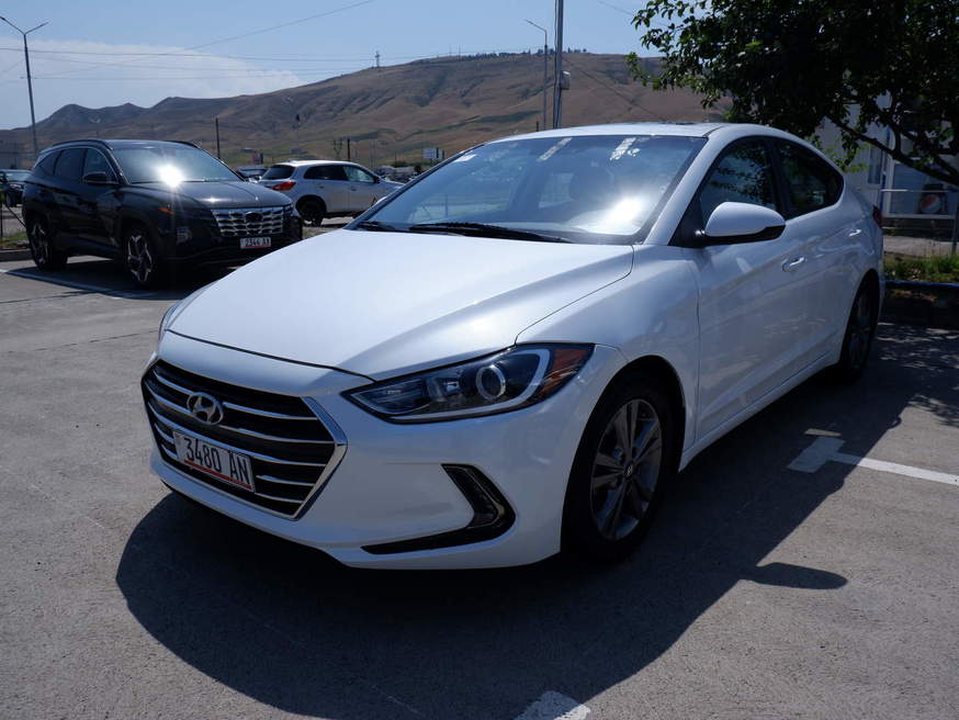 Hyundai Elantra