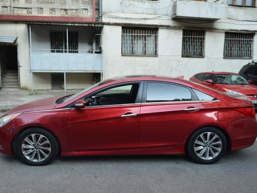 Hyundai Sonata