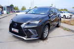 Lexus
NX 300